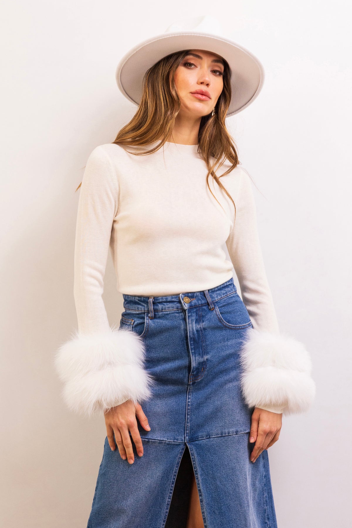 Samara Removable Fur Cuff Wool Sweater in White