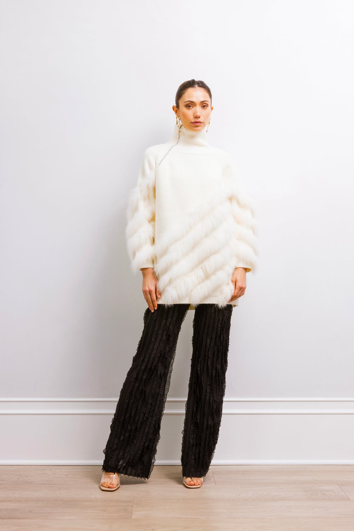 Between Lines Fur Sweater with Zip in Cream