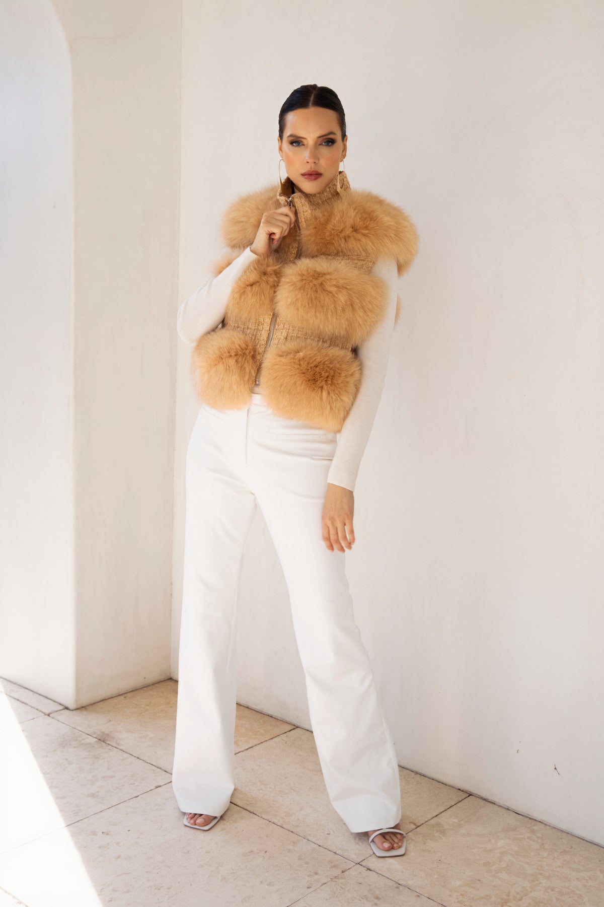La Belle Tweed & Fur Vest in Tan