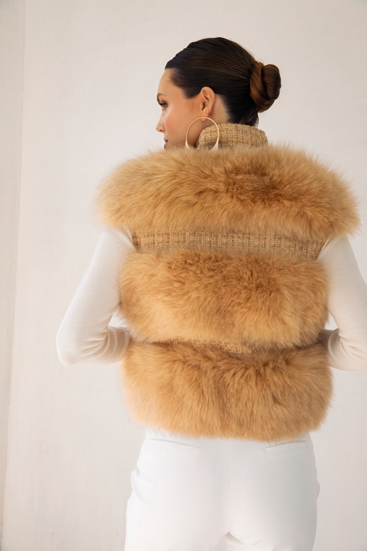 La Belle Tweed & Fur Vest in Tan