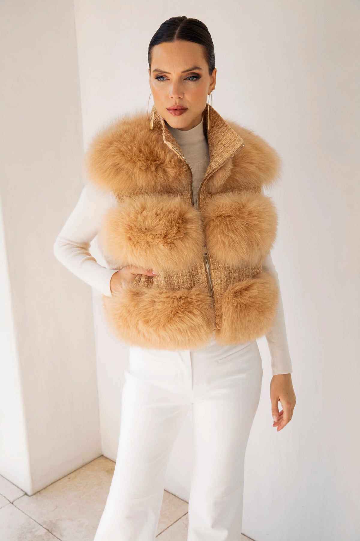 La Belle Tweed & Fur Vest in Tan